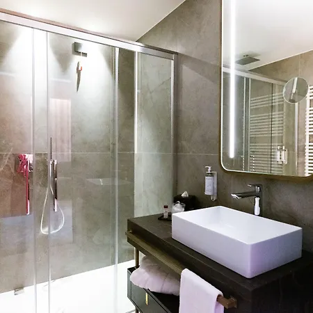 Hotel 3t Boutique 4*